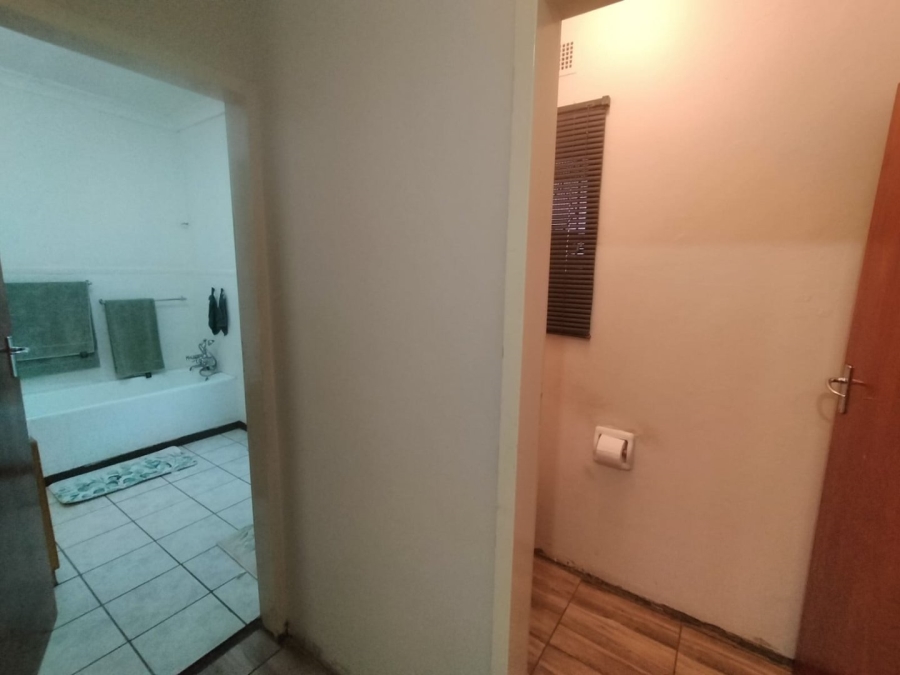 4 Bedroom Property for Sale in Universitas Free State